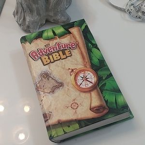 NIV Adventure Bible